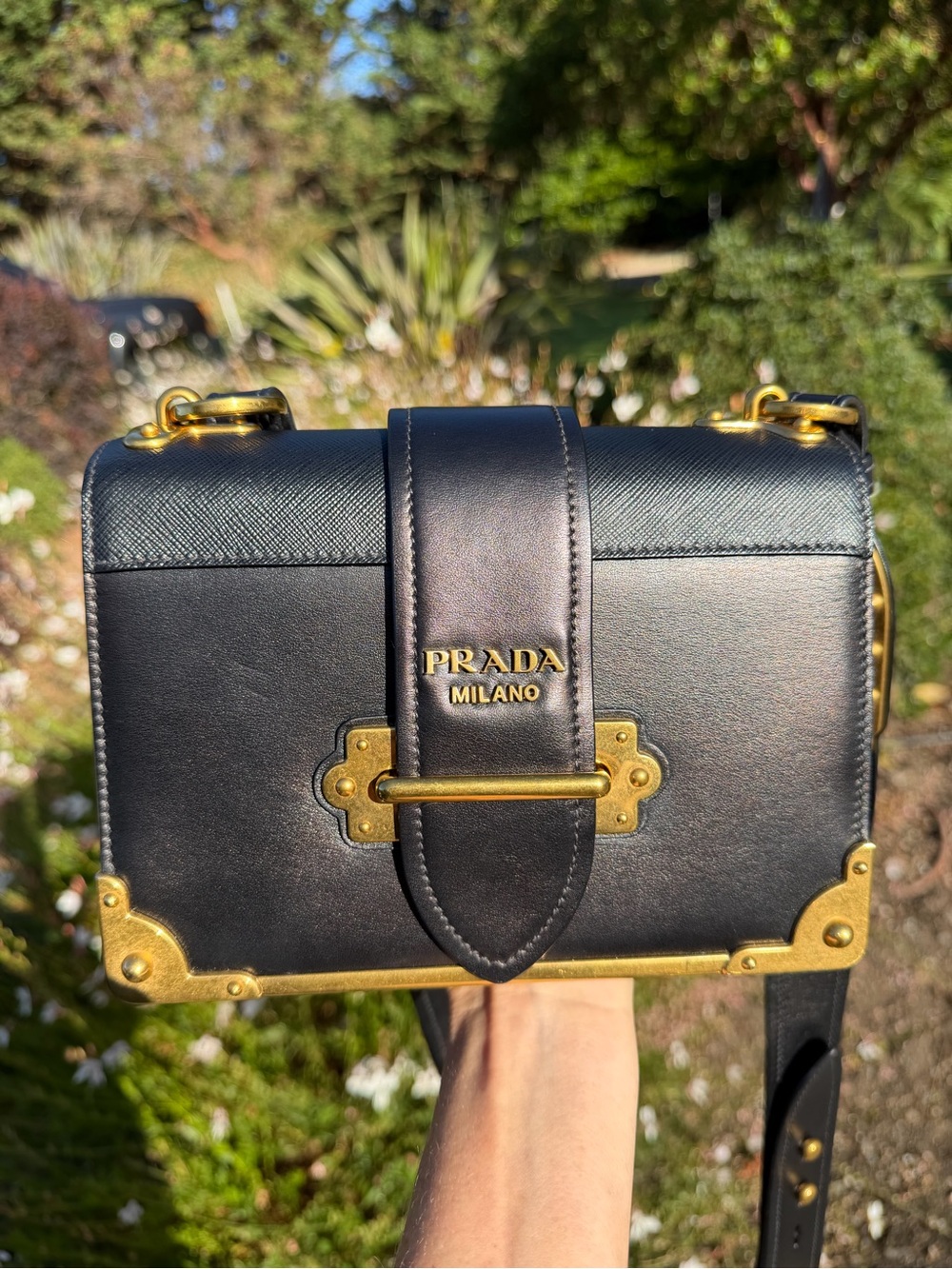 Beautiful Prada Cahier Bag w/ Prada dust-bag and Entrupy COA! Showstopper! ๐๐ค - Picture 16 of 17